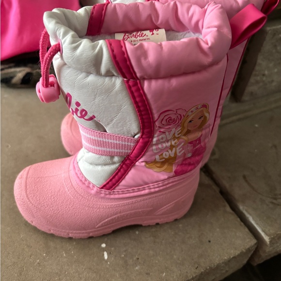 Barbie Winter Boots (Toddler) - Picture 2 of 3
